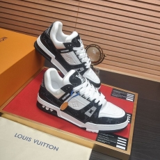 Louis Vuitton Trainer Sneaker